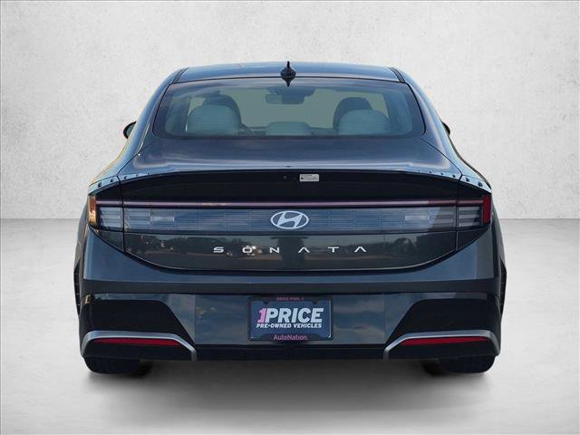 Used 2025 Hyundai Sonata SEL FWD image 5
