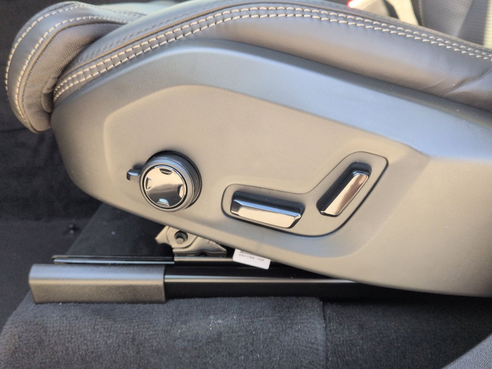 New 2026 Volvo XC90 B6 Ultra image 14