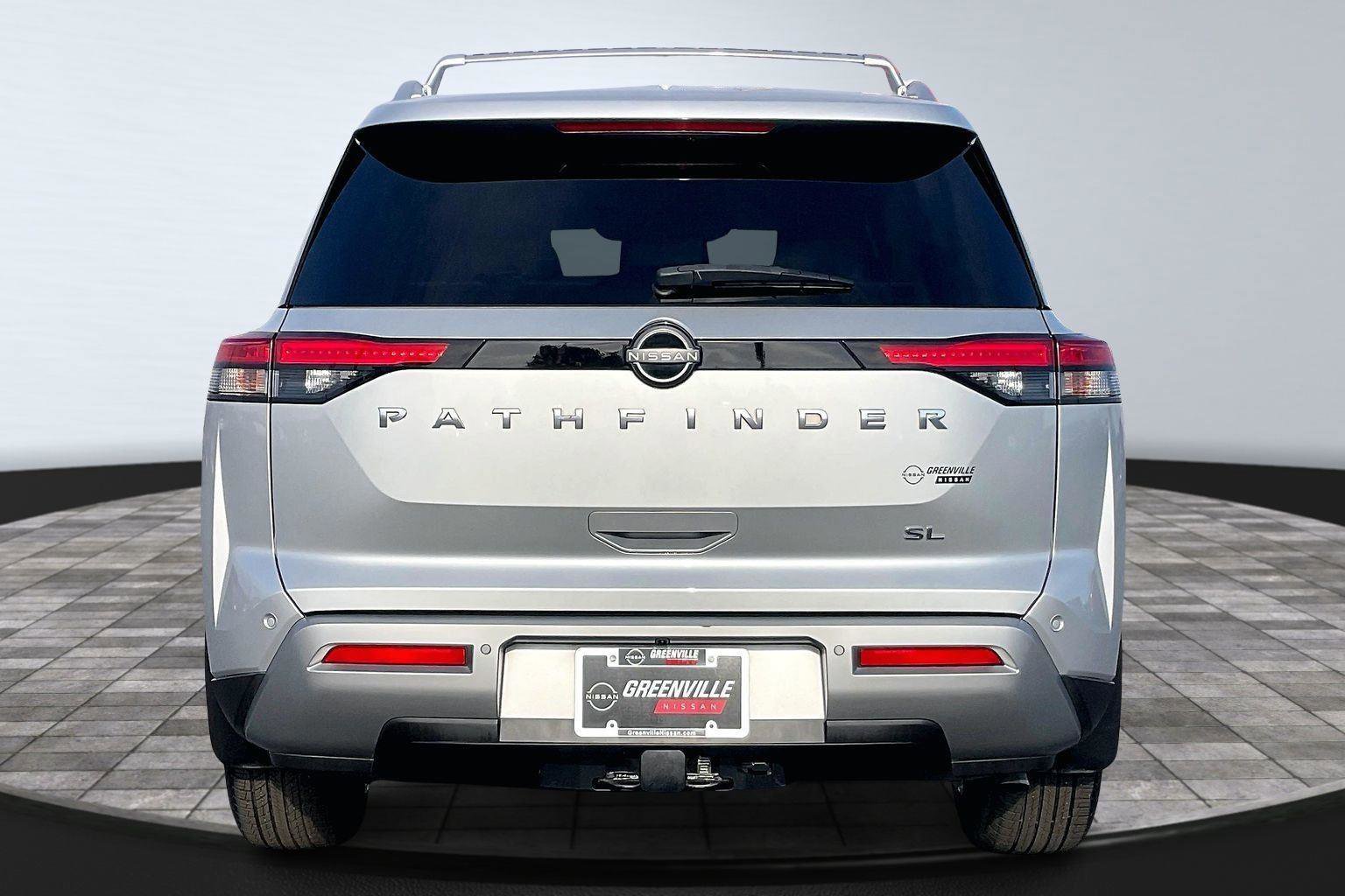 Certified 2022 Nissan Pathfinder SL image 4