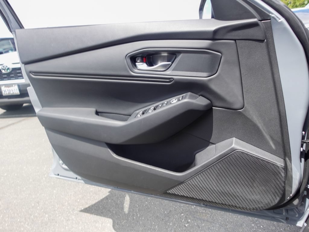Used 2025 Honda Accord SE image 20