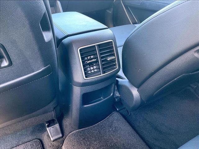 Used 2025 Kia Sportage EX FWD image 25