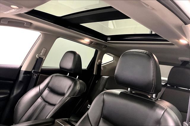 Used 2024 Nissan Murano SV image 39