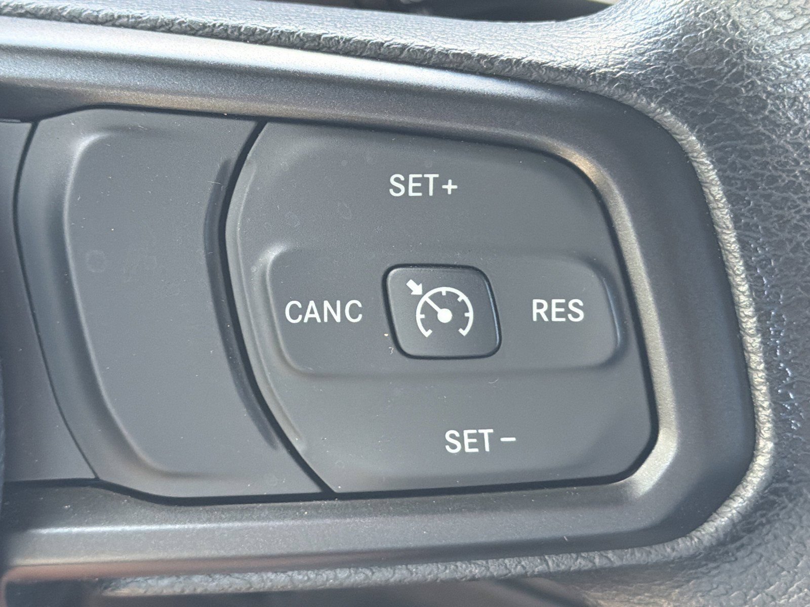 Used 2026 Jeep Wrangler Unlimited Sport AWD/4WD image 30