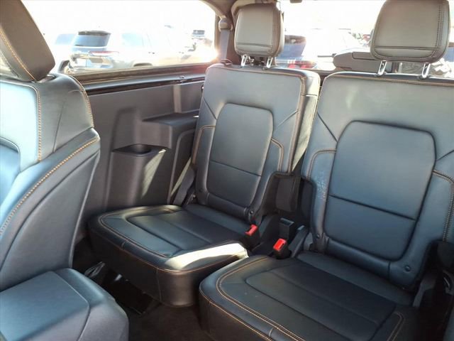 Used 2022 Ford Bronco Badlands image 13