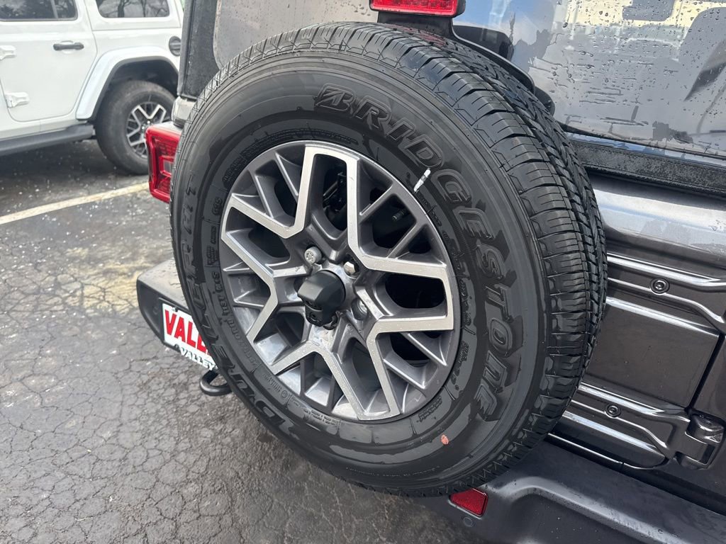 New 2025 Jeep Wrangler Sahara image 49