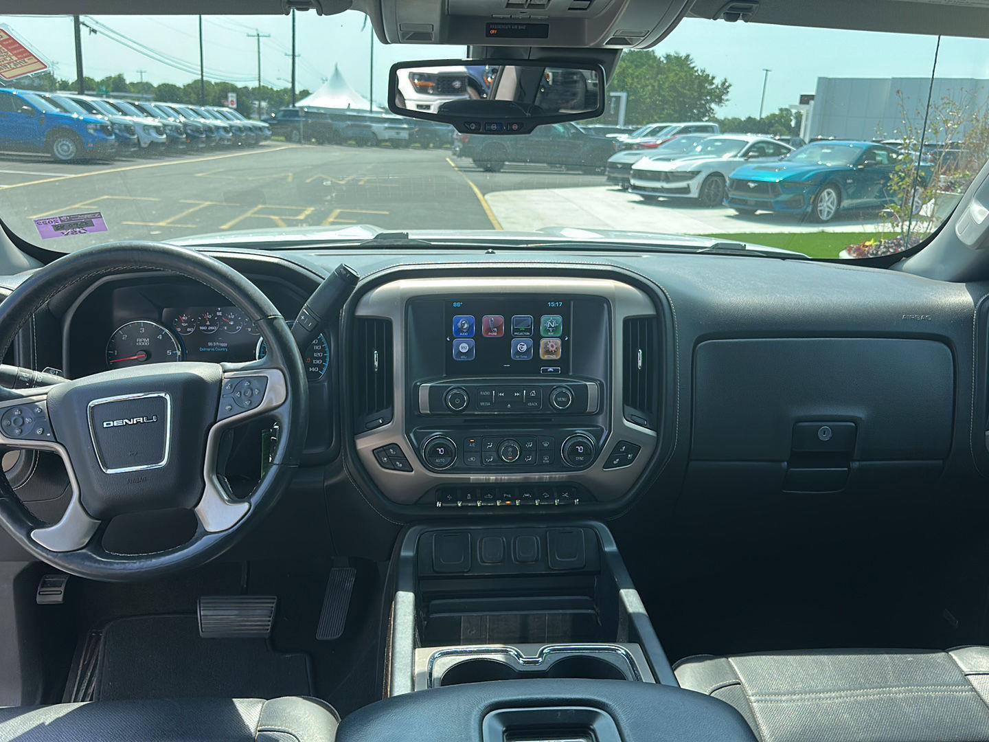 Used 2017 GMC Sierra 1500 Denali w/ Denali Ultimate Package AWD/4WD image 16