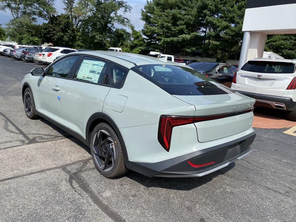 New 2026 Kia K4 EX FWD image 3
