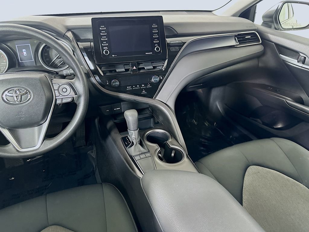 Used 2024 Toyota Camry LE FWD image 19
