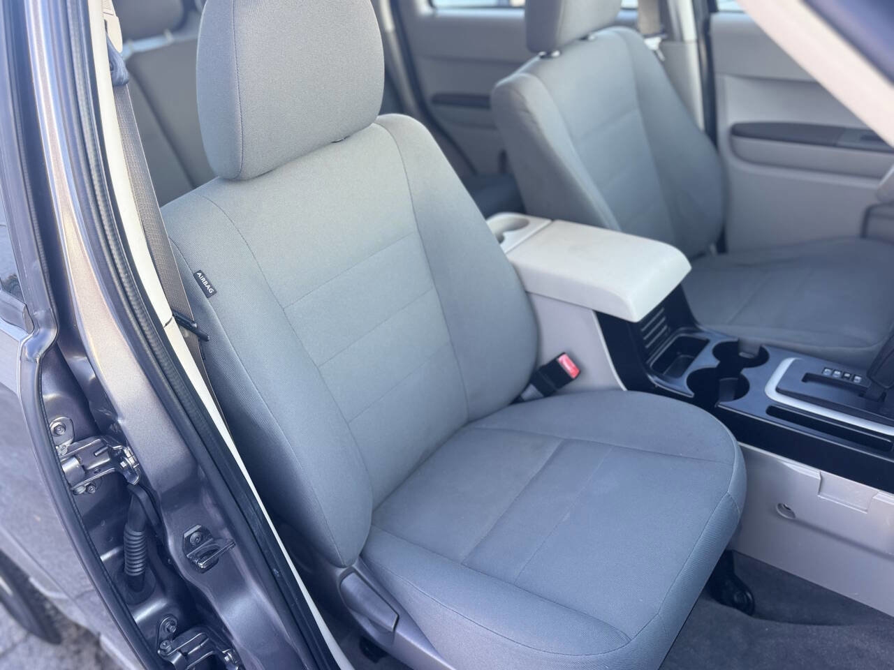 Used 2009 Ford Escape XLS image 15