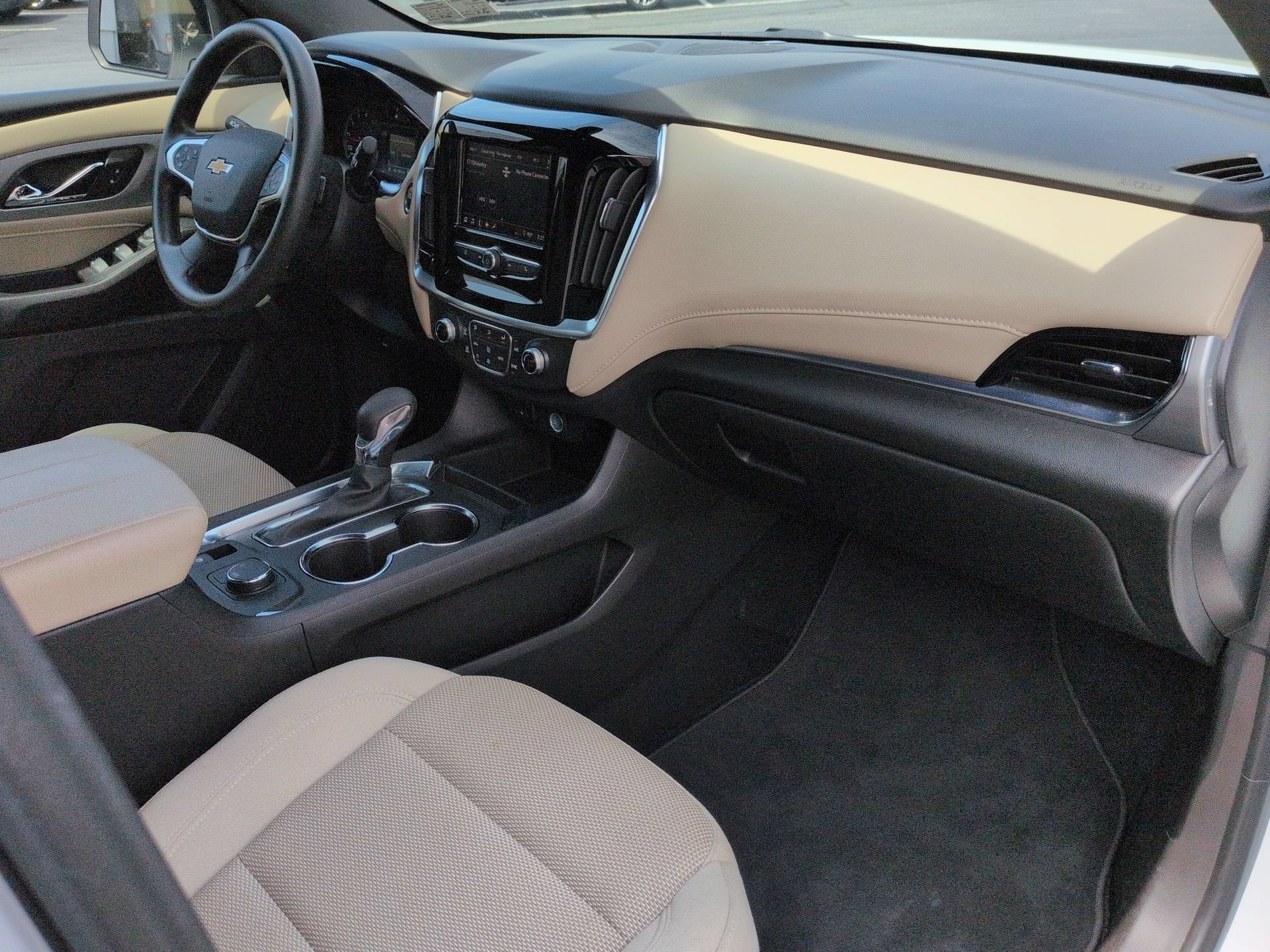 Certified 2022 Chevrolet Traverse LS AWD/4WD image 29