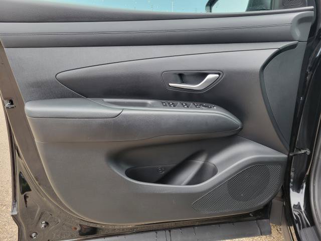 Used 2025 Hyundai Tucson SEL AWD/4WD image 16