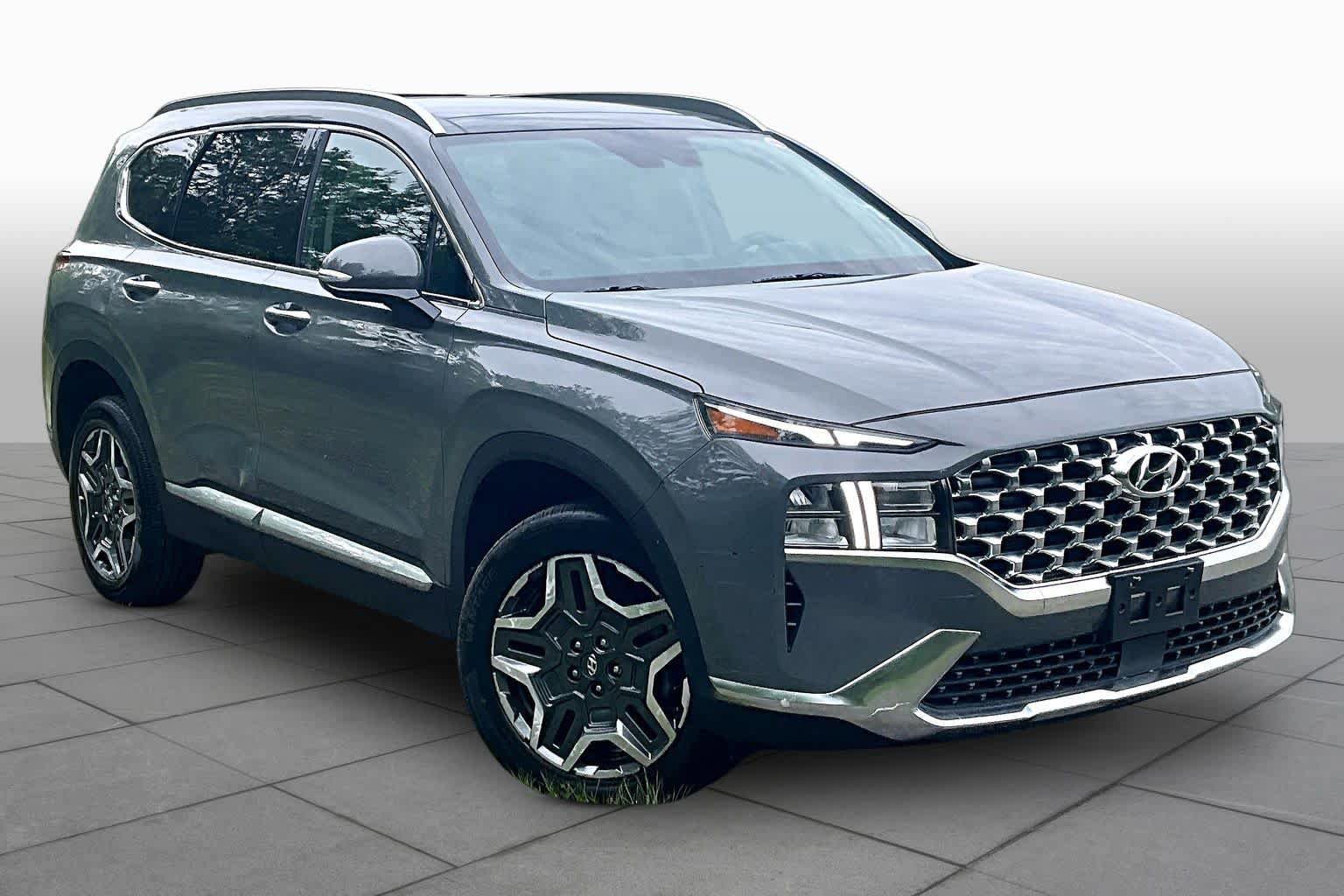 Used 2023 Hyundai Santa Fe SEL Premium w/ Cargo Package AWD/4WD image 3