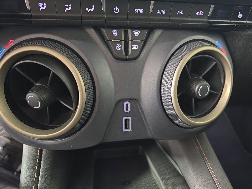 Used 2023 Chevrolet Blazer Premier image 23