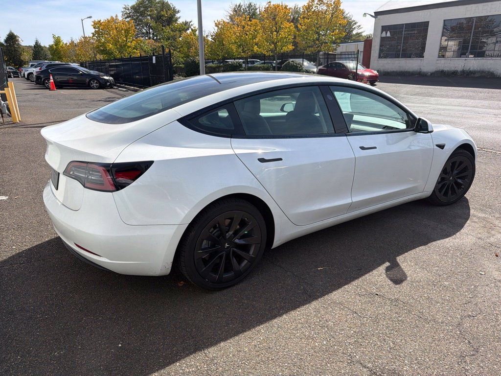 Used 2023 Tesla Model 3 Standard Range RWD image 3