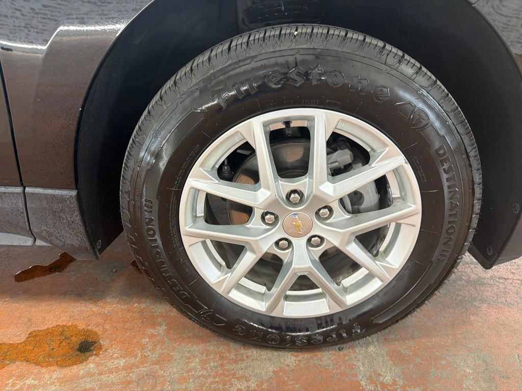 Used 2024 Chevrolet Equinox LT AWD/4WD image 11