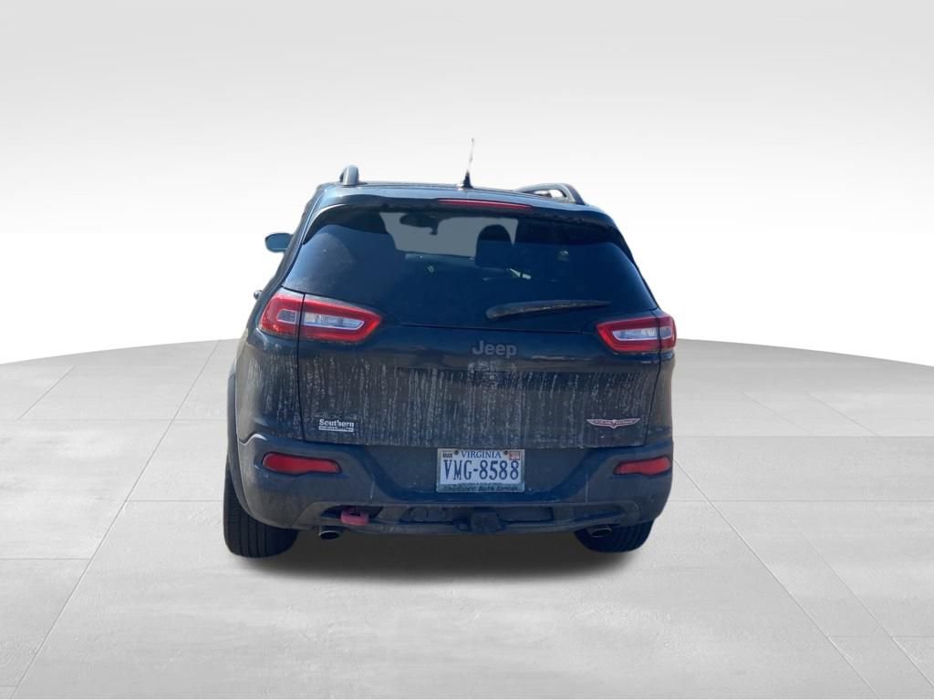 Used 2015 Jeep Cherokee Trailhawk w/ Comfort/Convenience Group image 15