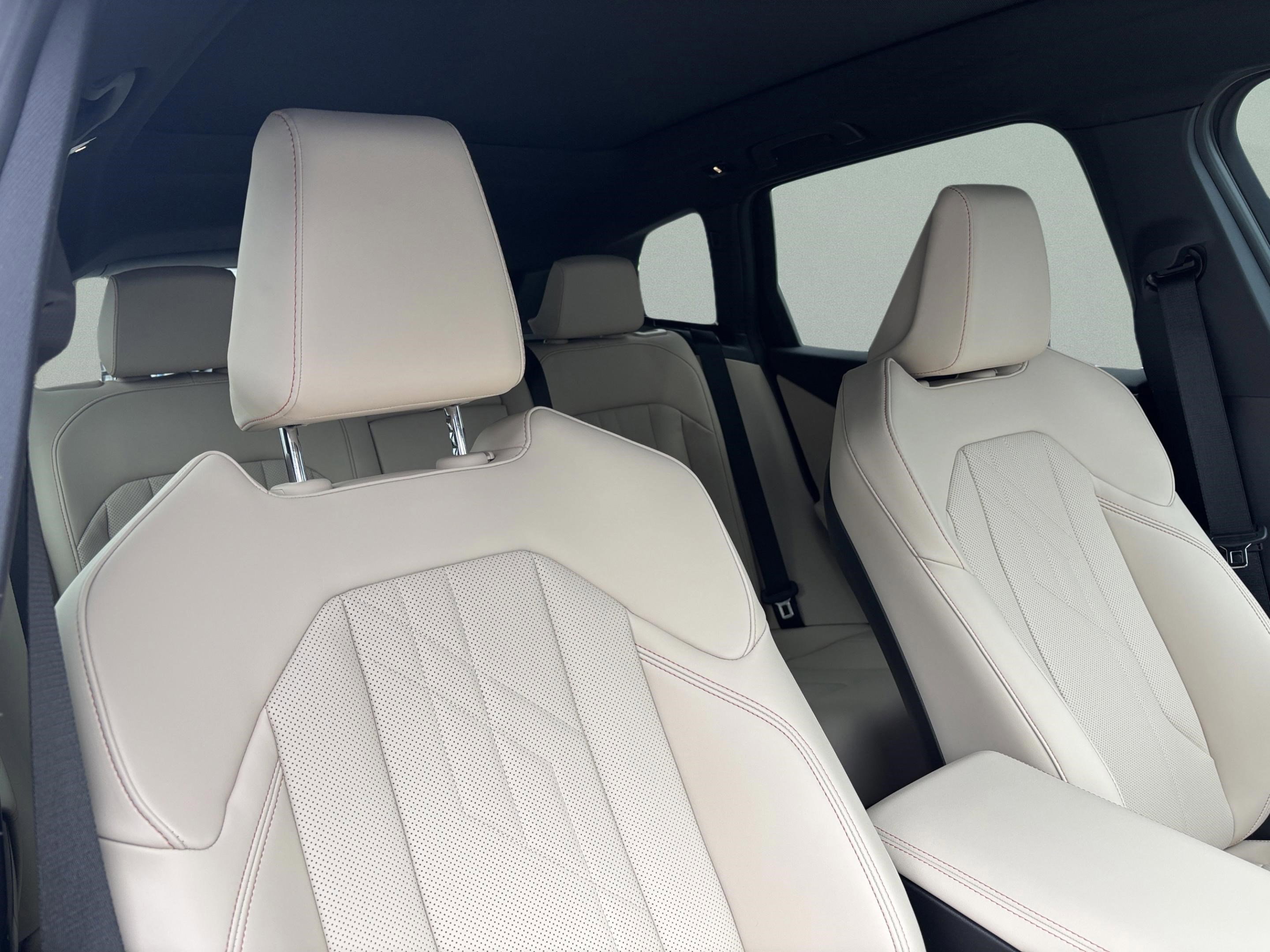 Used 2026 BMW X3 xDrive30 w/ Convenience Package image 23