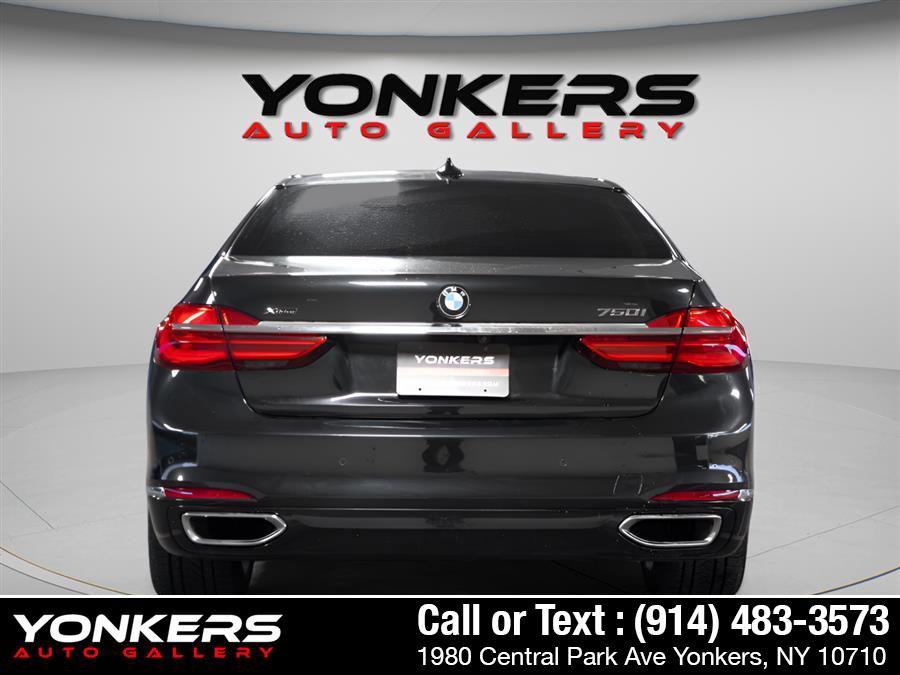 Used 2019 BMW 750i xDrive w/ Executive Package image 9