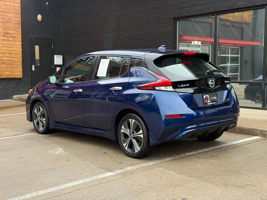 Used 2020 Nissan Leaf SV w/ SV Technology Package FWD image 15