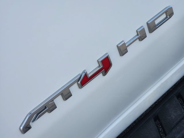Used 2022 GMC Sierra 2500 AT4 w/ Gooseneck/5TH Wheel Package AWD/4WD image 9