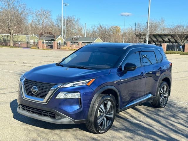 Used 2022 Nissan Rogue SL image 1