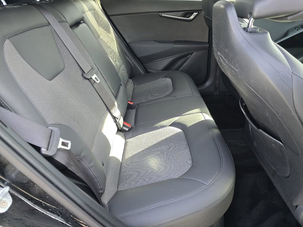Used 2023 Kia Niro EX Touring image 20