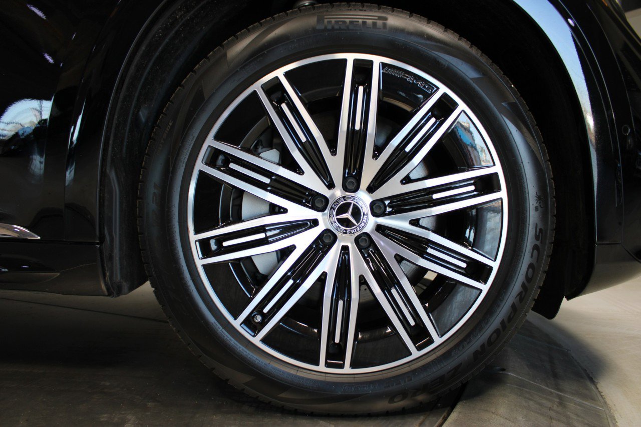 Used 2023 Mercedes-Benz EQS 450+ 4MATIC SUV image 35