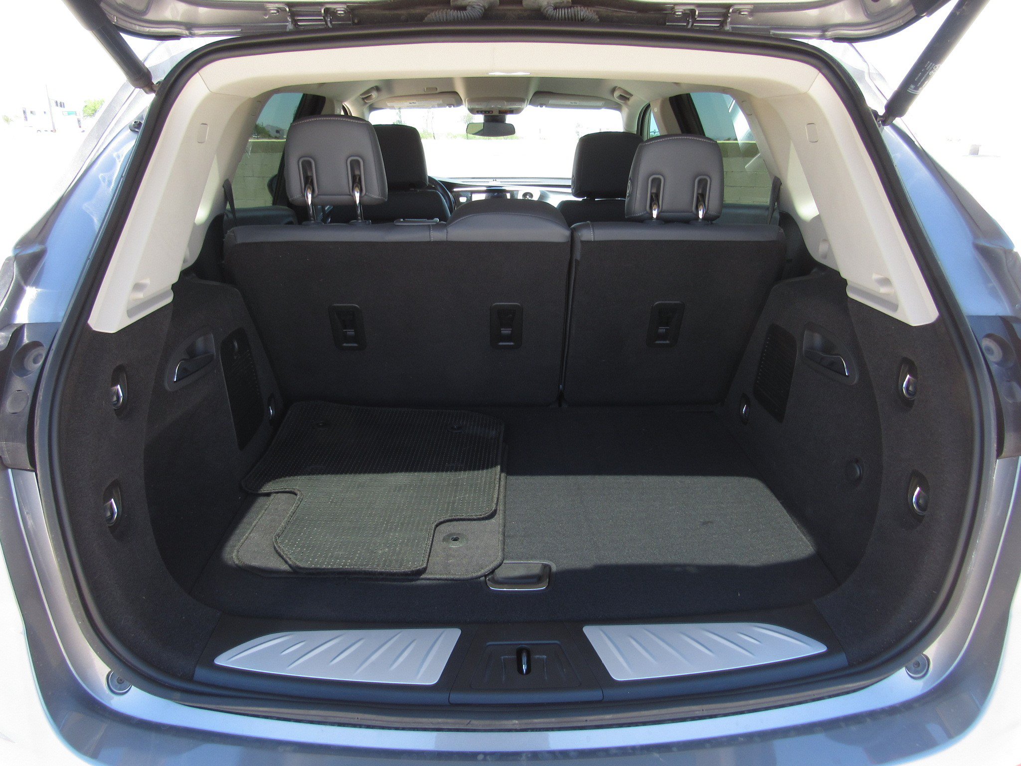 Used 2020 Buick Envision Premium w/ Driver Confidence Package AWD/4WD image 12