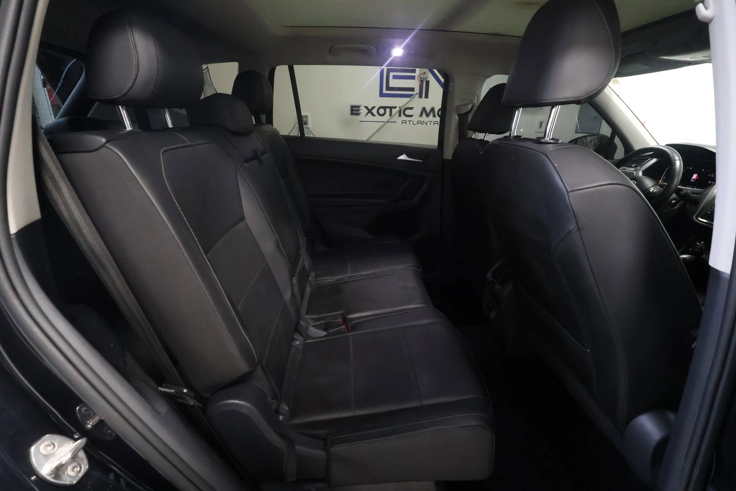 Used 2019 Volkswagen Tiguan SE image 30
