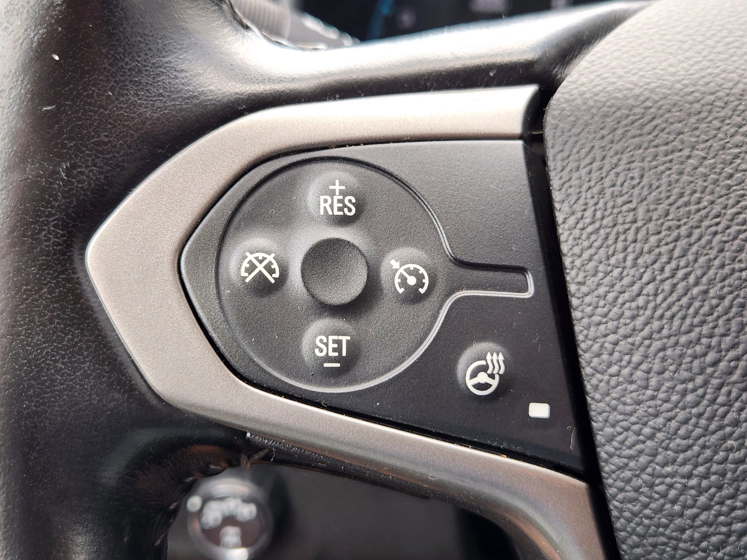 Used 2019 Chevrolet Colorado Z71 AWD/4WD image 28