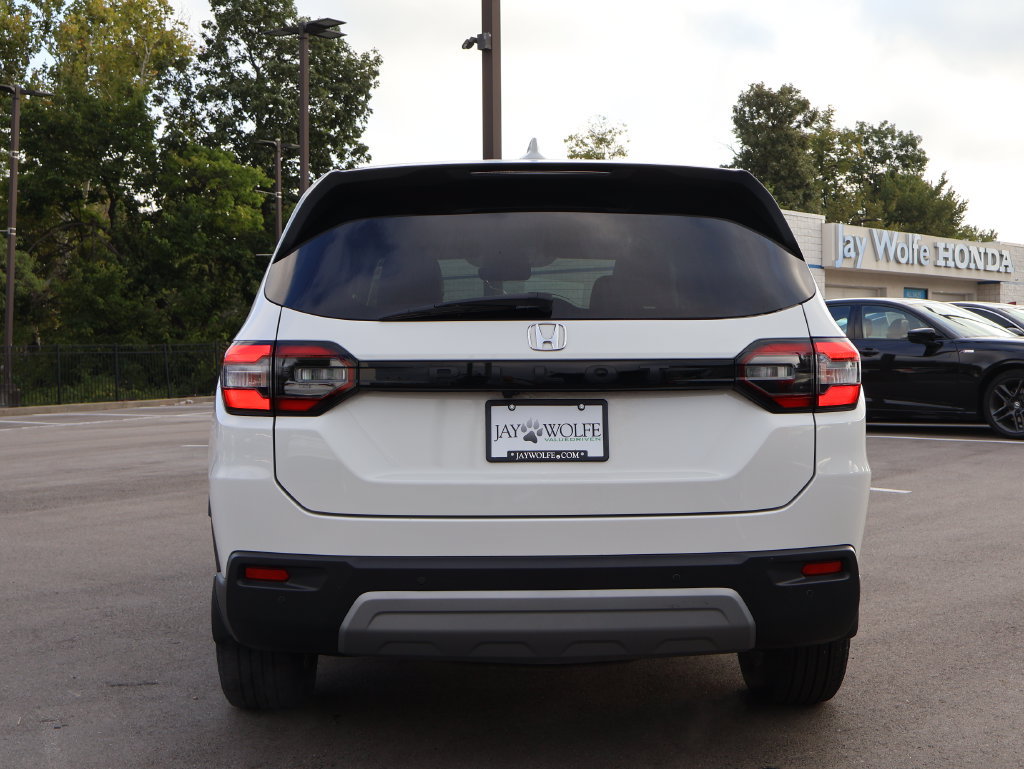 Used 2024 Honda Pilot EX-L image 6
