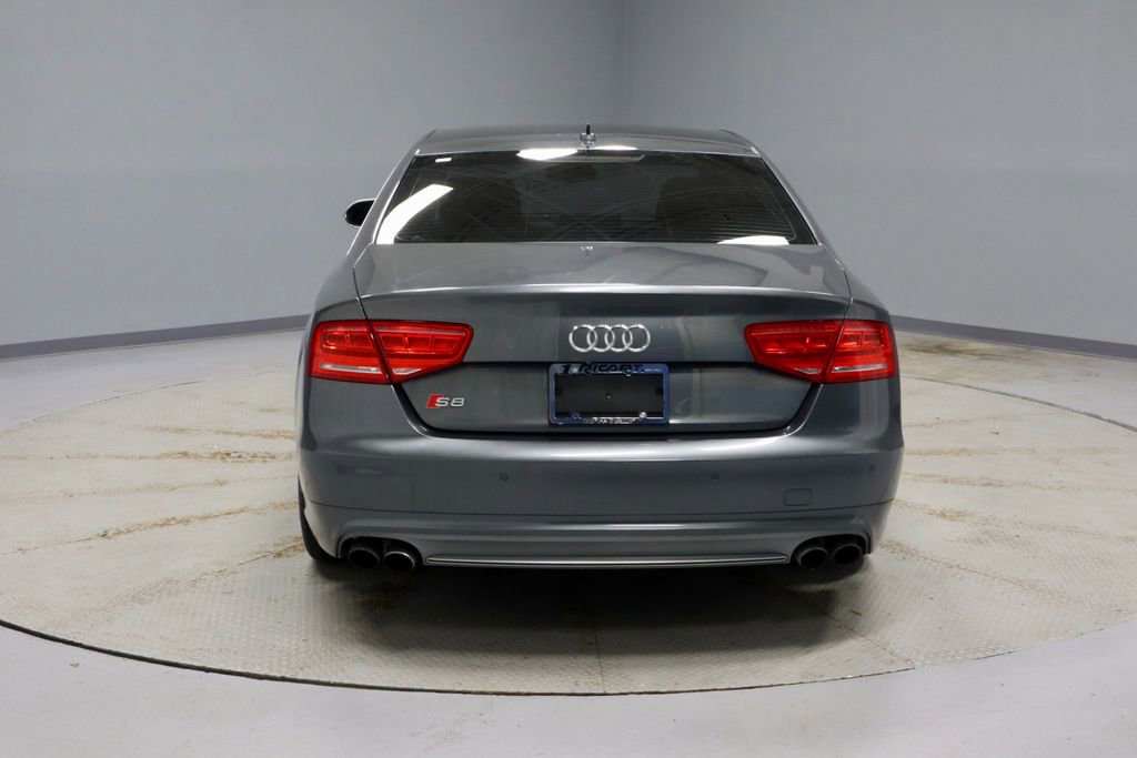 Used 2013 Audi S8 4.0T w/ Driver Assistance Pkg image 11