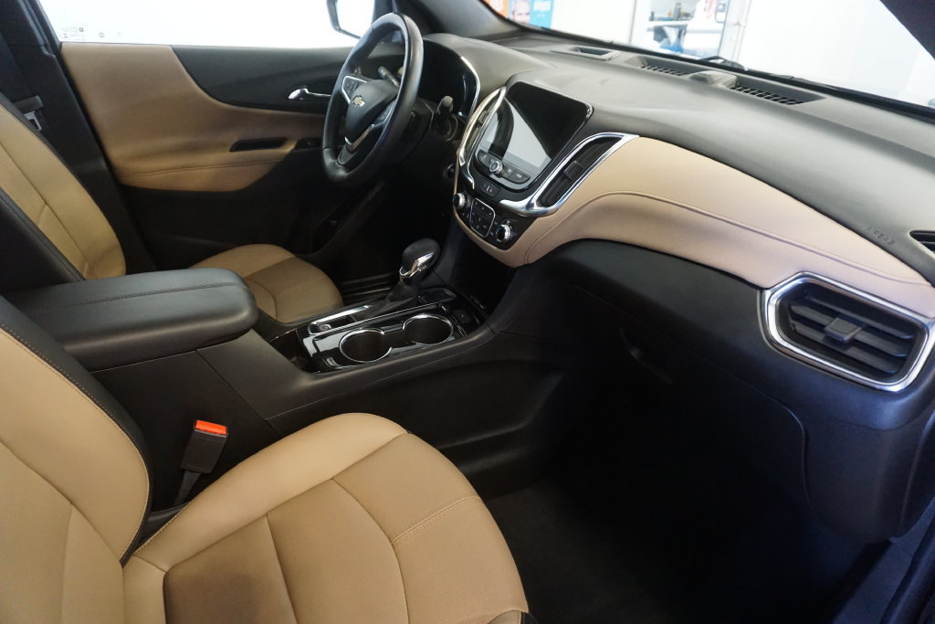 Used 2022 Chevrolet Equinox Premier AWD/4WD image 27