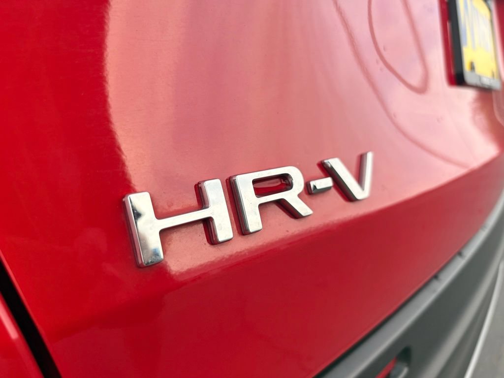 Used 2025 Honda HR-V Sport image 10
