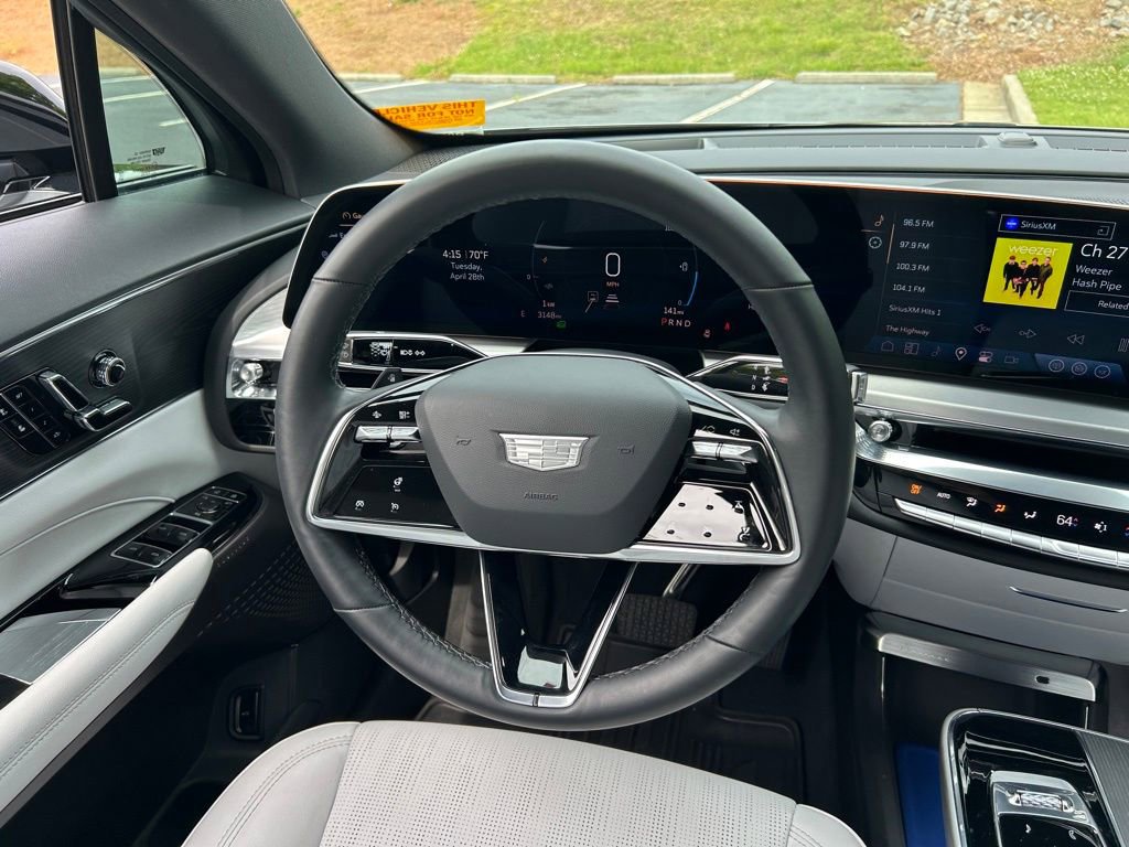 Used 2025 Cadillac Lyriq Sport AWD/4WD image 25