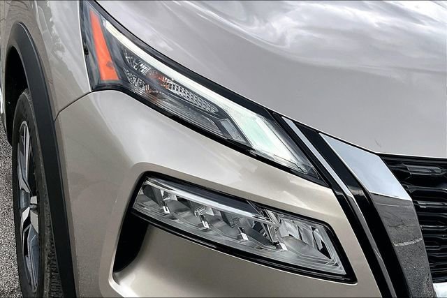 Used 2023 Nissan Rogue SL AWD/4WD image 32