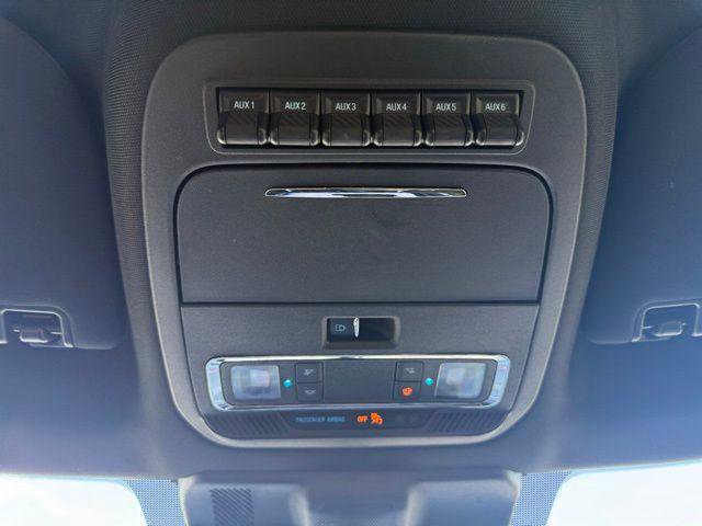 Used 2025 Ford F150 Raptor image 38