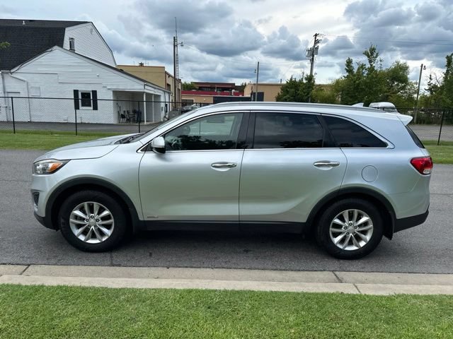 Used 2017 Kia Sorento AWD w/ LX Convenience Package image 28