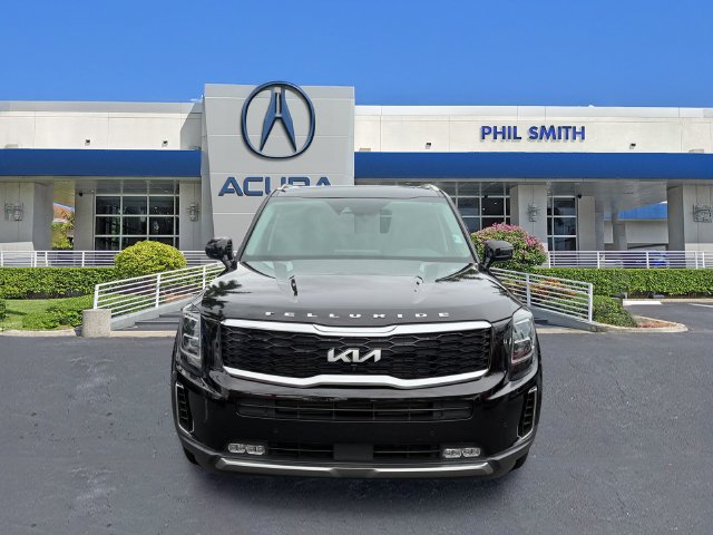 Used 2022 Kia Telluride SX w/ Towing Package FWD image 2