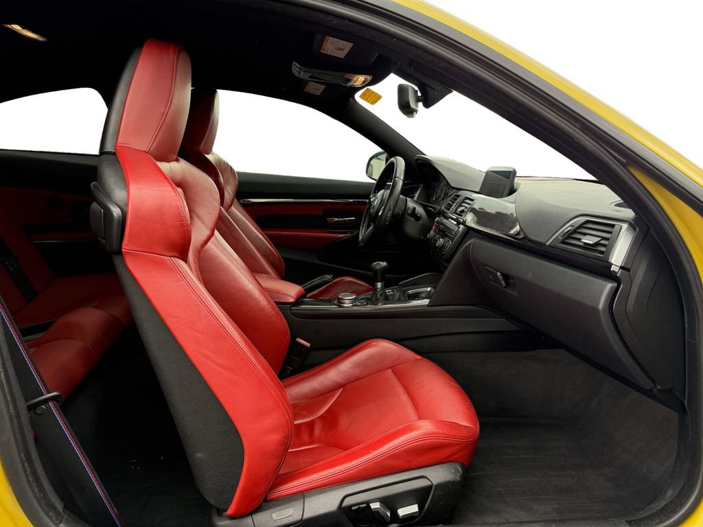 Used 2016 BMW M4 Coupe image 16