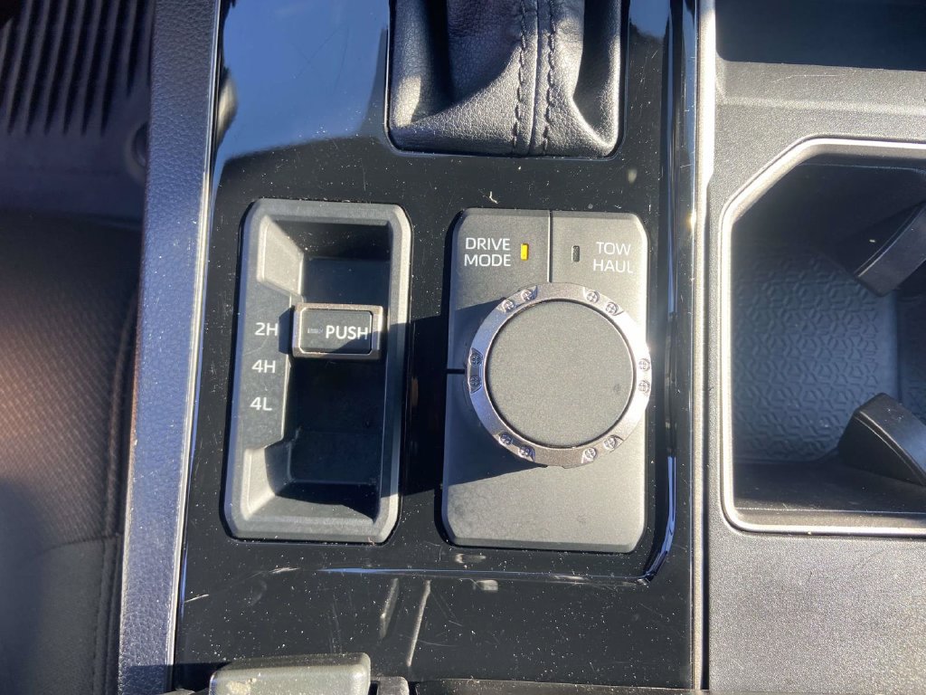 Used 2026 Toyota Tundra SR5 w/ SR5 Convenience Package AWD/4WD image 28