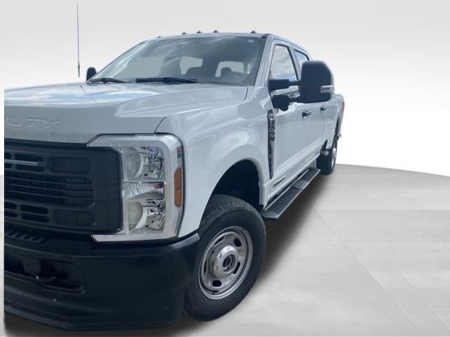 Used 2024 Ford F350 XL w/ 360-Degree Camera Package image 4