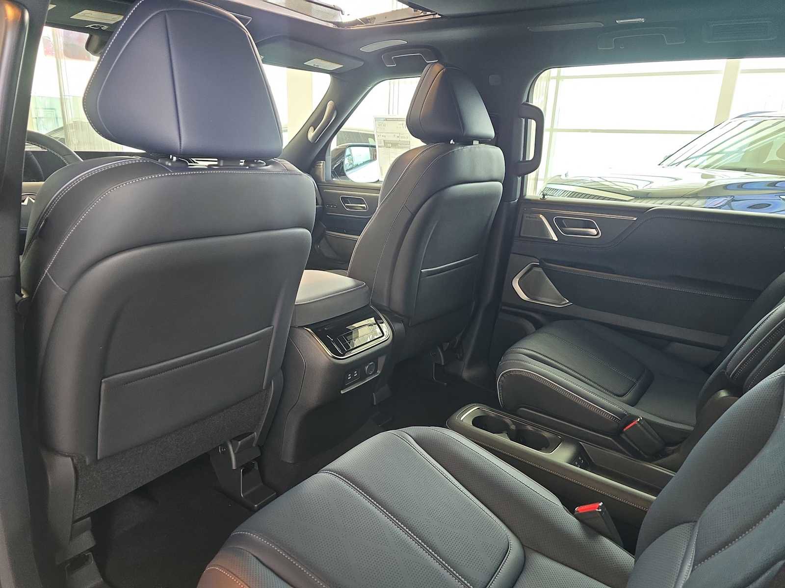 New 2026 INFINITI QX80 4WD w/ Sport Exterior Package image 11