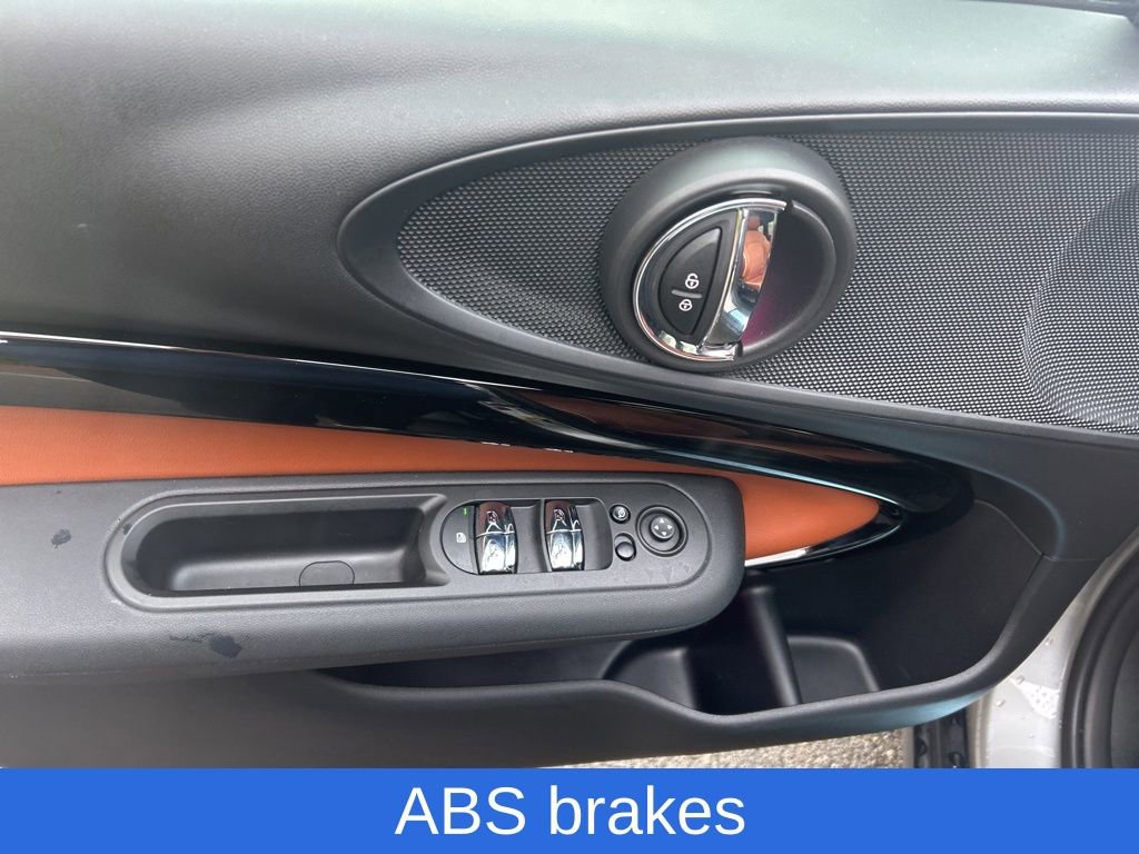 Used 2024 MINI Cooper Clubman S w/ Signature Upholstery Package image 7