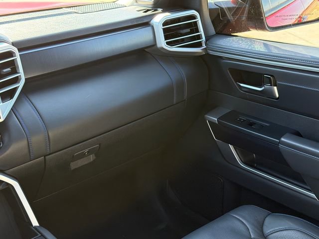 Used 2025 Toyota Sequoia Platinum image 16