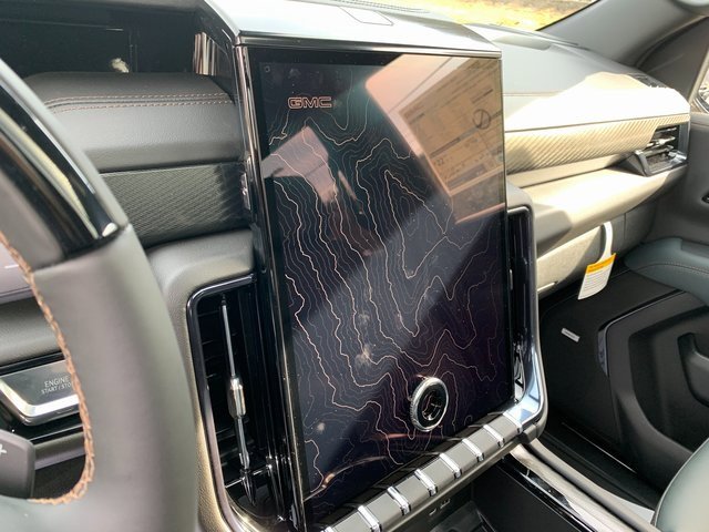 New 2026 GMC Yukon XL AT4 w/ AT4 Premium Plus Package image 15