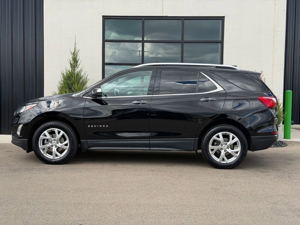 Used 2020 Chevrolet Equinox Premier AWD/4WD image 2