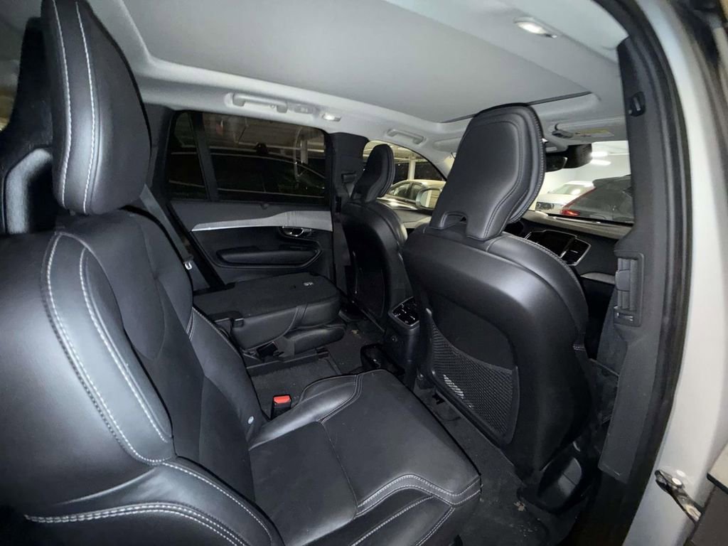 Used 2023 Volvo XC90 T8 Ultimate AWD/4WD image 5