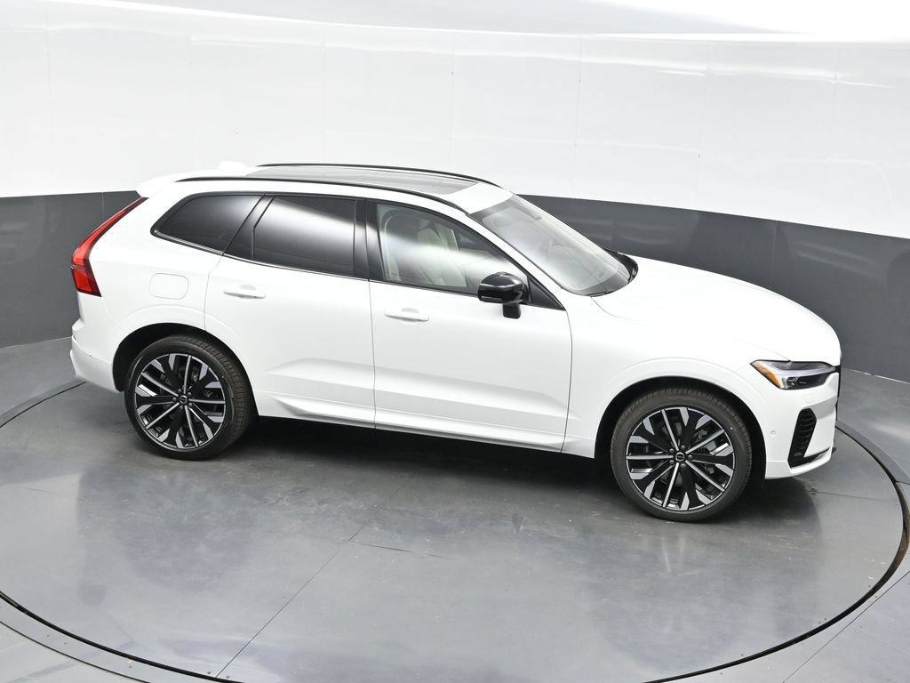 New 2026 Volvo XC60 T8 Ultra w/ Protection Package Premier AWD/4WD image 34