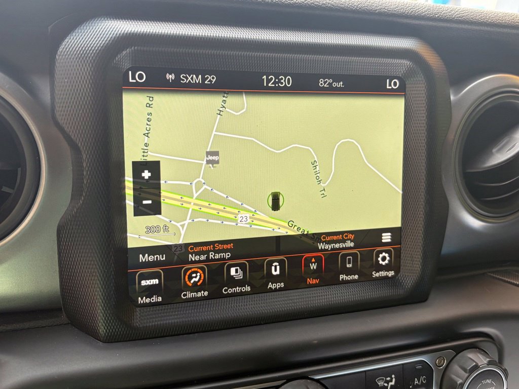 Used 2021 Jeep Wrangler Sport AWD/4WD image 12